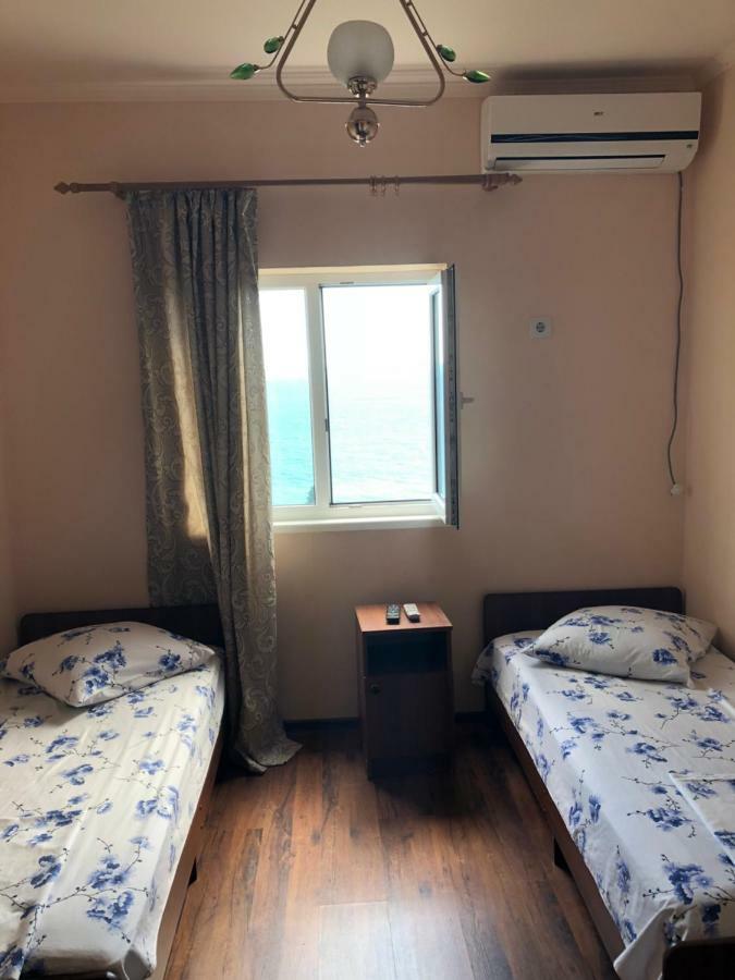 Панорама-Гагра Hotel Buitenkant foto
